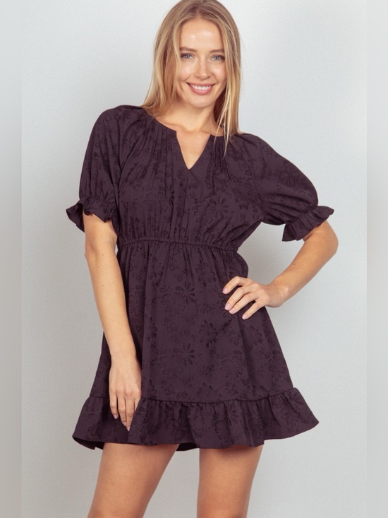 Very J Dresses & Skirts - VERY J Floral Textured Woven Ruffled Mini Dress